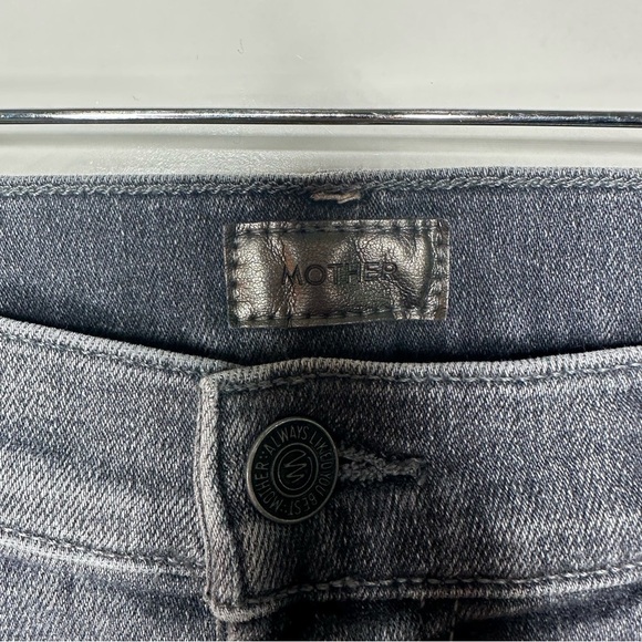 MOTHER High Waisted Rider Skimp Jeans in Bars & Phrases Size 31 - Picture 4 of 11